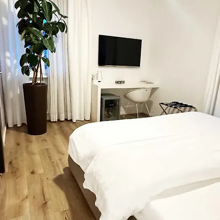 Sk Active Hotel - Ex Garni Hotello 2*